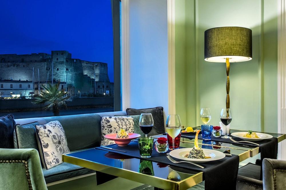 Grand Hotel Santa Lucia Napoli Esterno foto