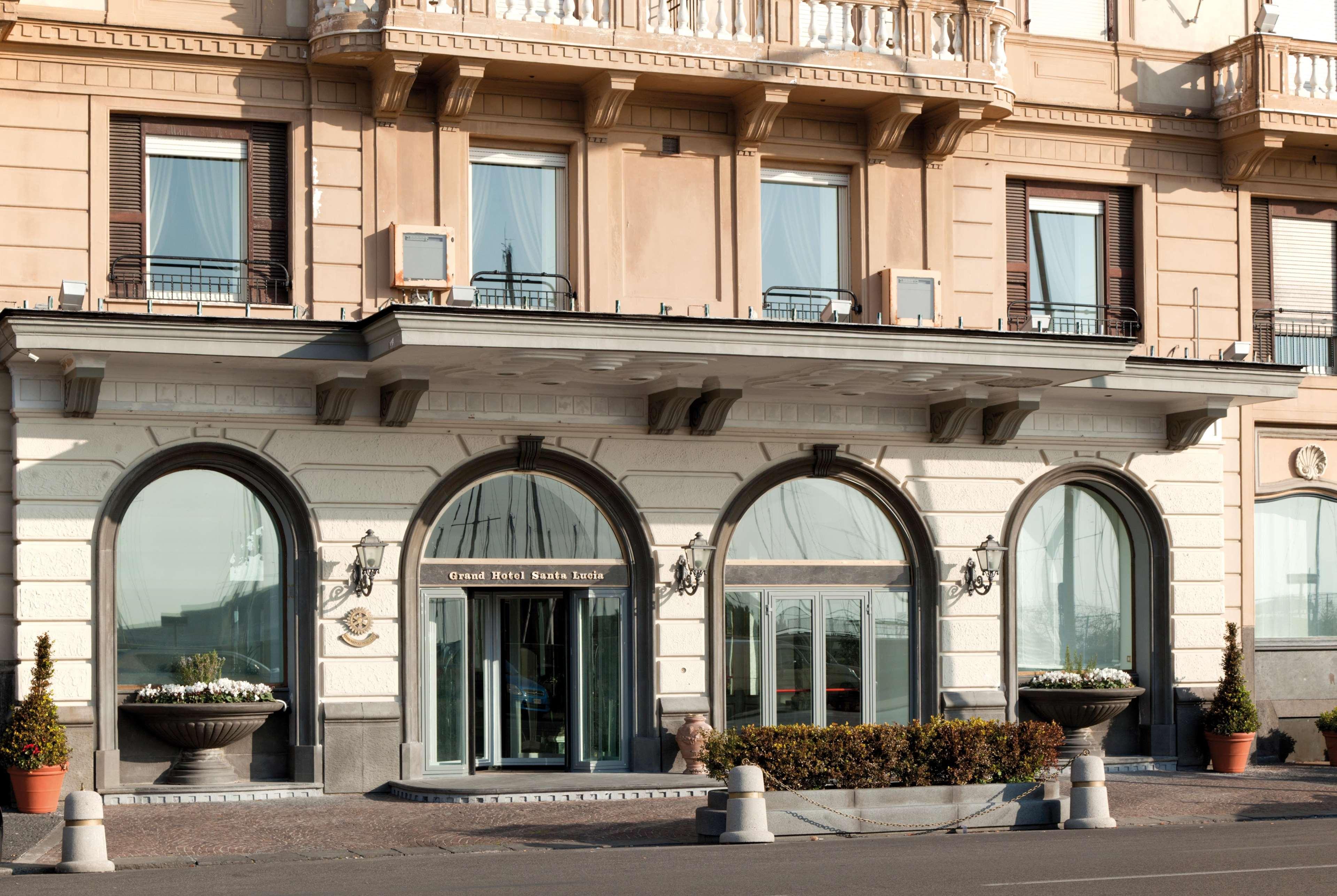 Grand Hotel Santa Lucia Napoli Esterno foto