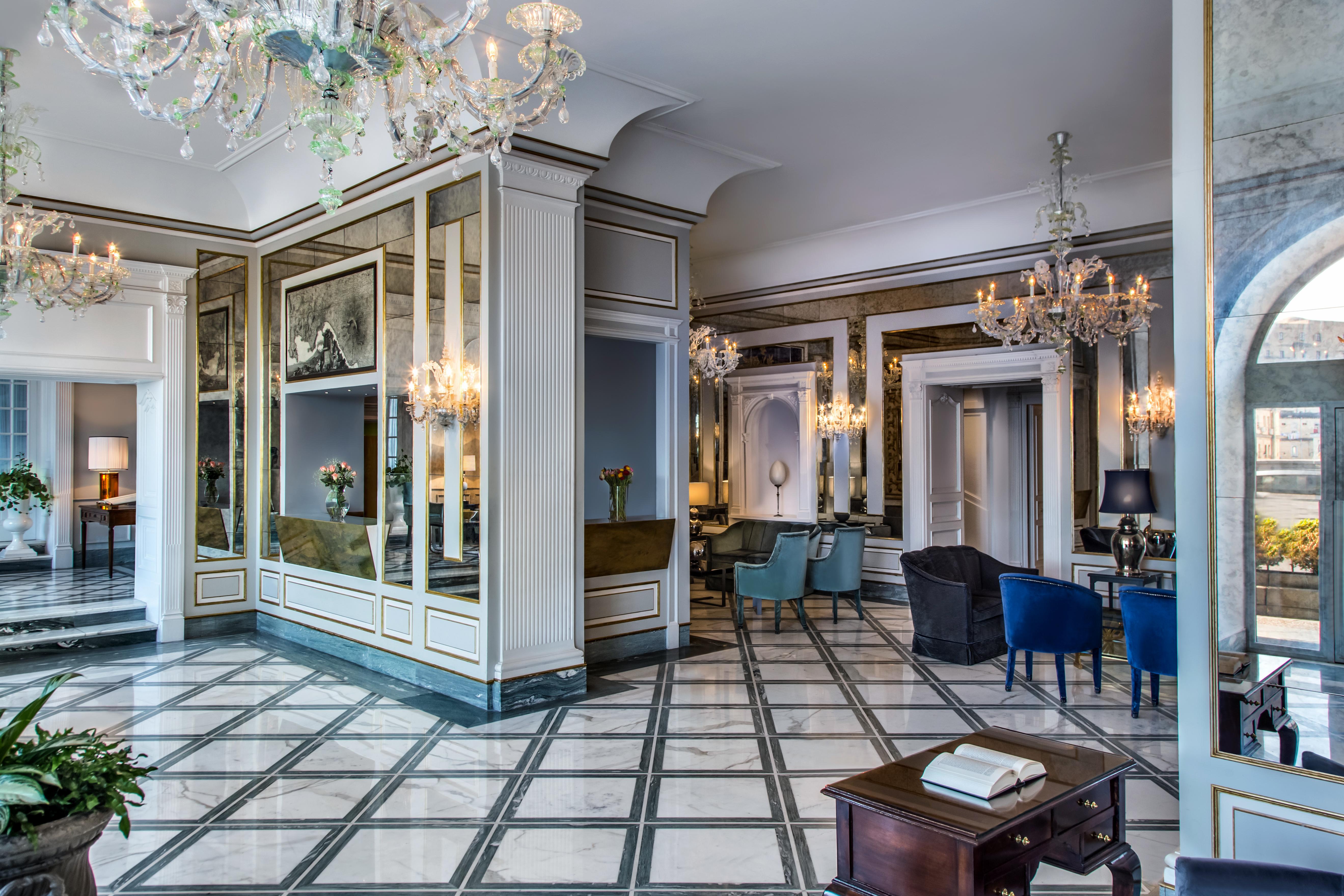 Grand Hotel Santa Lucia Napoli Esterno foto