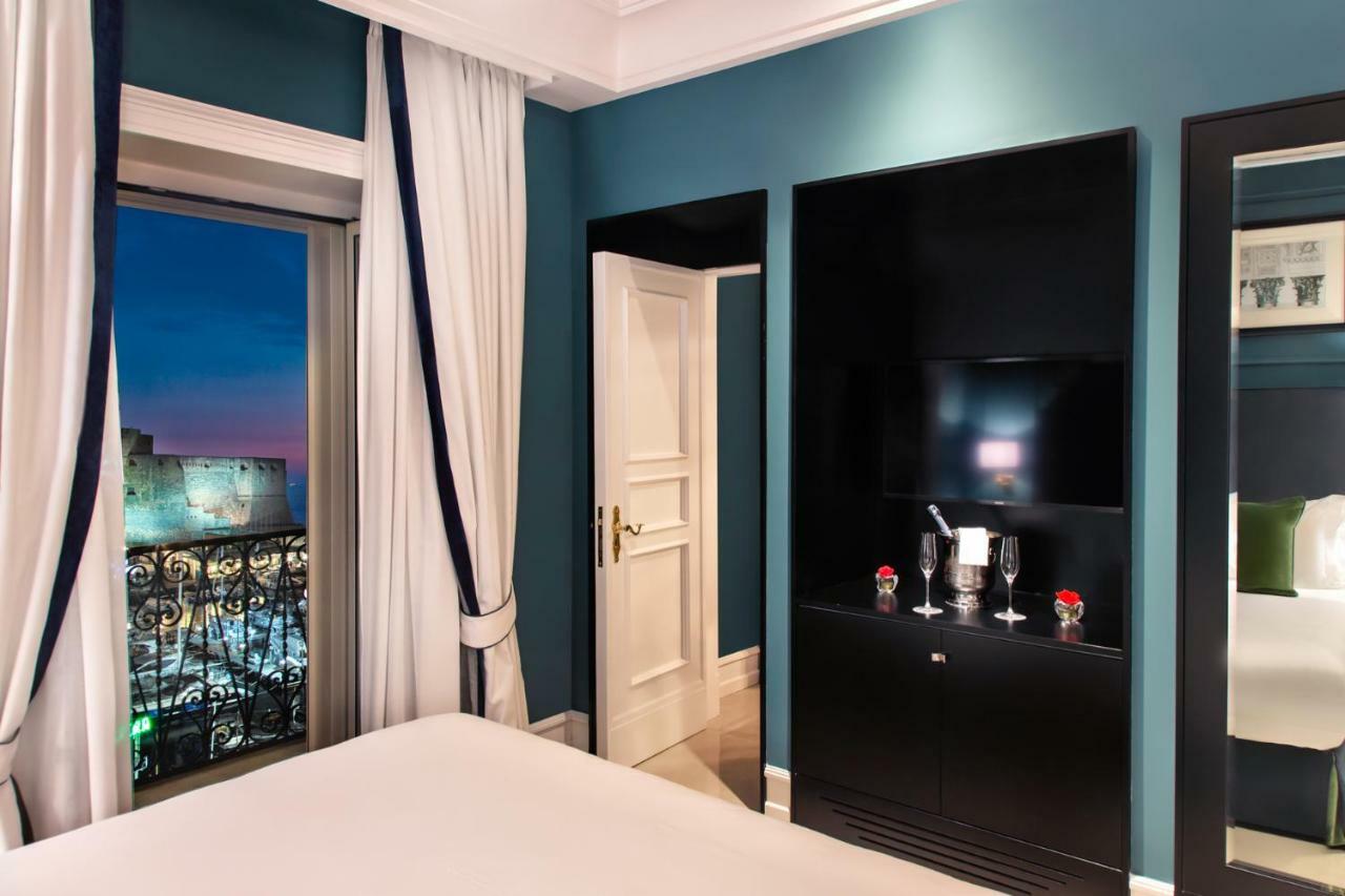 Grand Hotel Santa Lucia Napoli Esterno foto