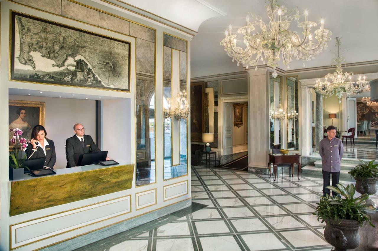 Grand Hotel Santa Lucia Napoli Esterno foto